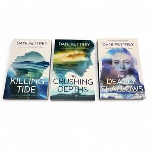 Coastal Guardians Book Lot Killing Tide Crushing Depths Deadly Shallows Pettrey
